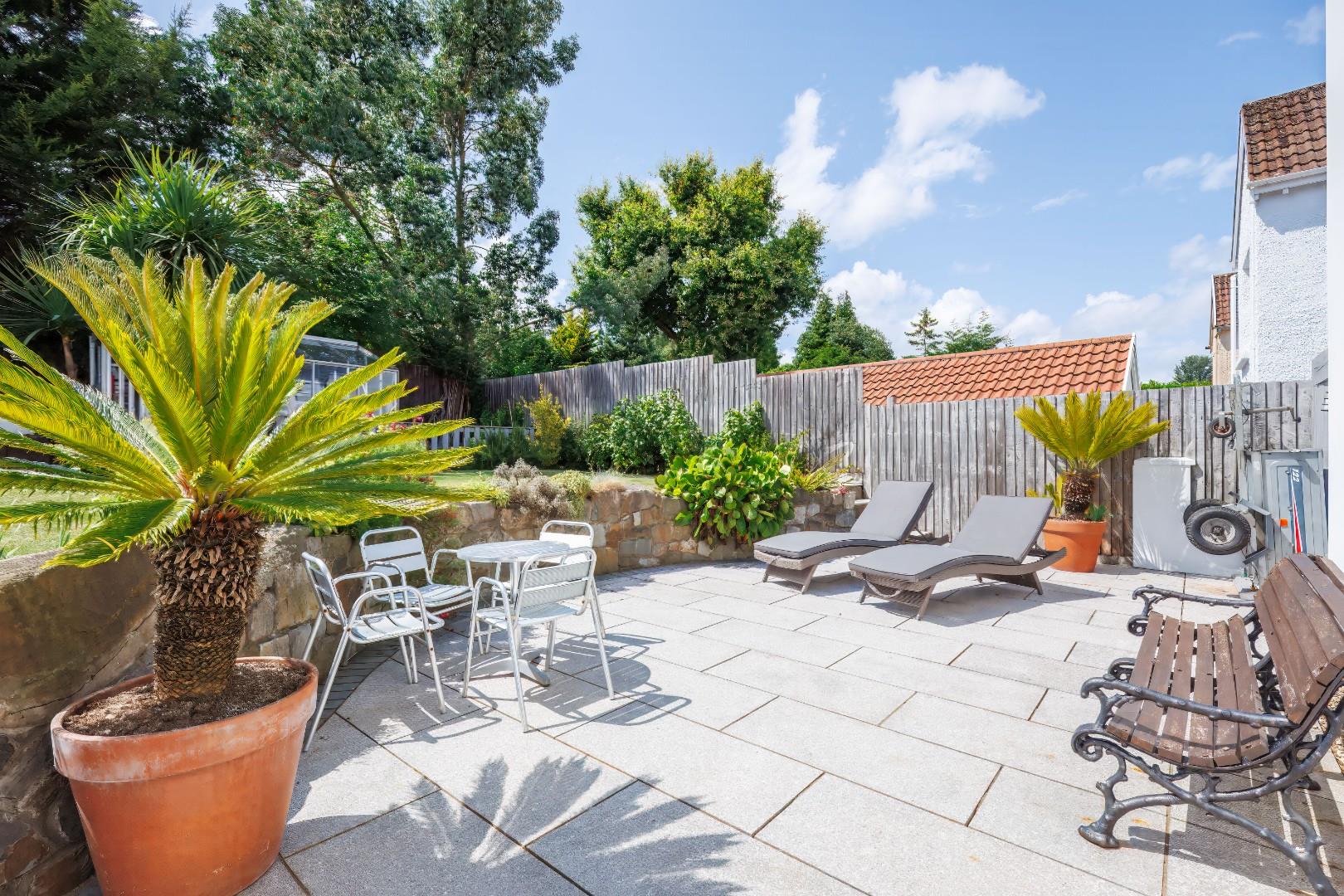 Greystones, 45 Highwalls Avenue, Dinas Powys, CF64 4AQ